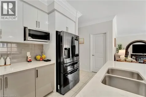 63 Flagg Avenue Paris ON N3L 0K1