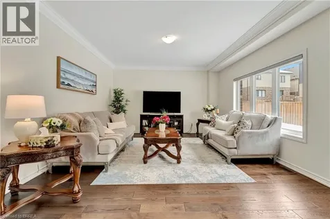 63 Flagg Avenue Paris ON N3L 0K1