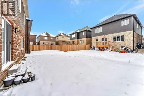 63 Flagg Avenue Paris ON N3L 0K1