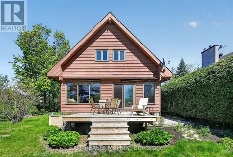5056 Nicolls Island Road Ottawa ON K4M 0E2