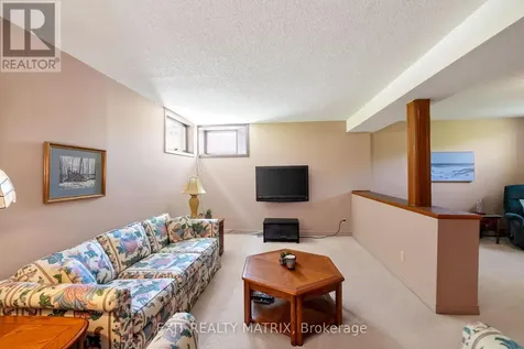 5056 Nicolls Island Road Ottawa ON K4M 0E2