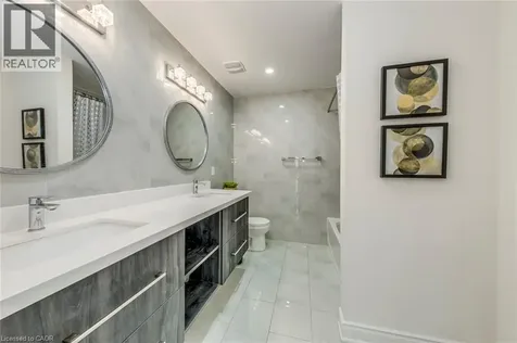 3937 Leonardo Street Burlington ON L7M 0Z8