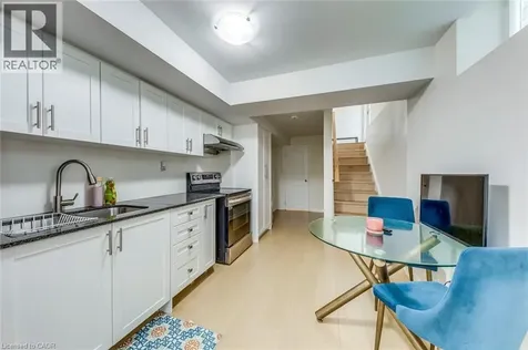 3937 Leonardo Street Burlington ON L7M 0Z8