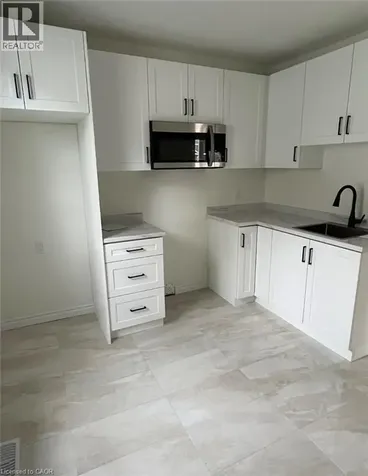 13 Stanley Street Cambridge ON N1S 2A5