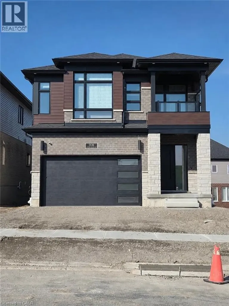 708 Autumn Willow Drive Waterloo ON N2V 0H8