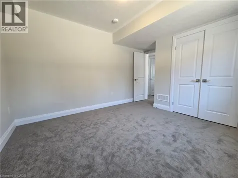 708 Autumn Willow Drive Waterloo ON N2V 0H8