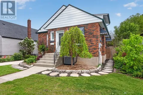24 Third Avenue St. Thomas ON N5R 4J9