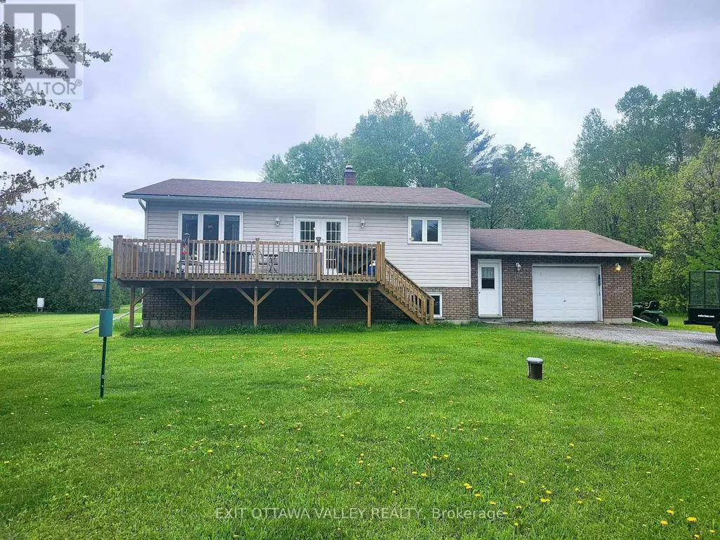 2943 B Line Road Laurentian Valley ON K8A 6W6