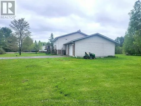 2943 B Line Road Laurentian Valley ON K8A 6W6