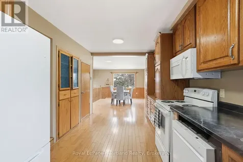 2058 James Street Howick ON N0G 1X0