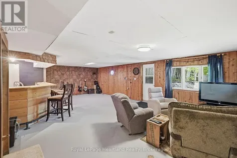 2058 James Street Howick ON N0G 1X0