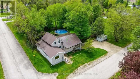 2058 James Street Howick ON N0G 1X0