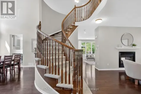 121 Muskego Crescent Ottawa ON K2W 1H6