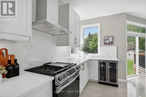 121 Muskego Crescent Ottawa ON K2W 1H6