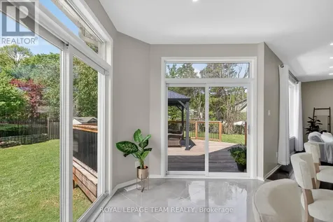 121 Muskego Crescent Ottawa ON K2W 1H6