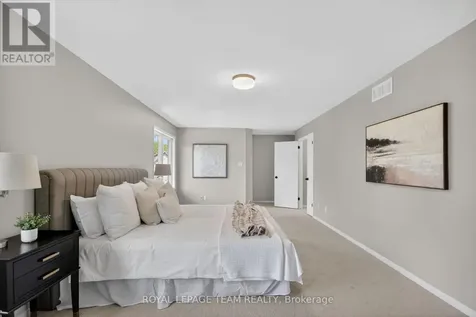 121 Muskego Crescent Ottawa ON K2W 1H6