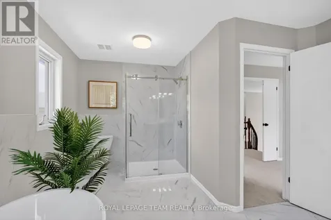121 Muskego Crescent Ottawa ON K2W 1H6
