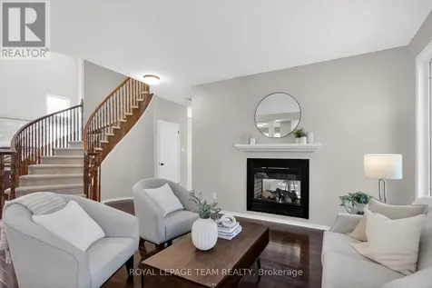 121 Muskego Crescent Ottawa ON K2W 1H6