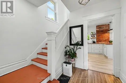 21 Bank Street North Renfrew ON K7V 2E1