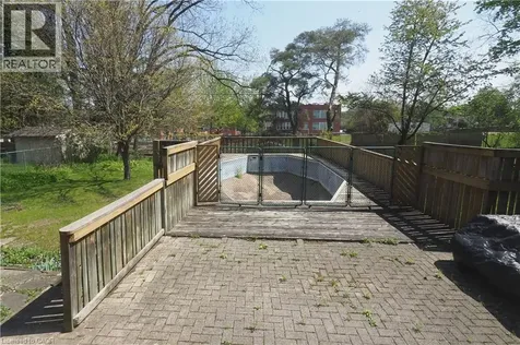 100 North Drive Kitchener ON N2M 1K8