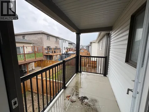 34 Alaskan Heights Barrie ON L9J 0H9