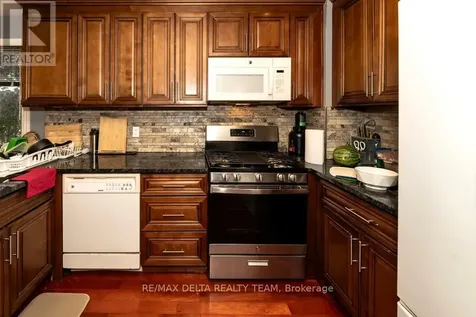 132 Acklam Terrace West Ottawa ON K2K 2J5