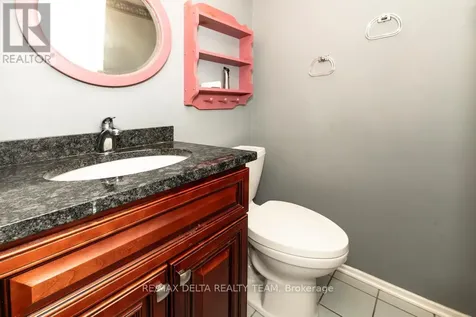 132 Acklam Terrace West Ottawa ON K2K 2J5