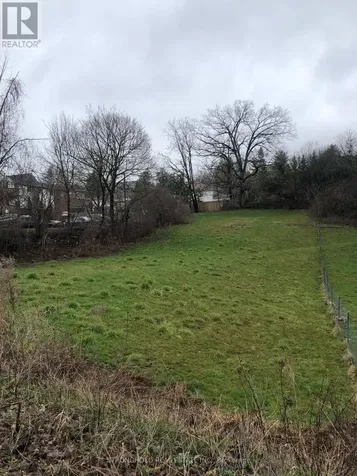26 Bridge Street West Kitchener ON N2K 1K4
