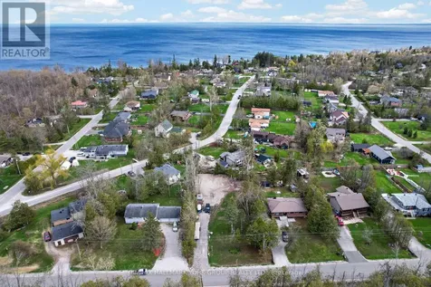 197 Kennedy Avenue Oro-medonte ON L0L 1T0