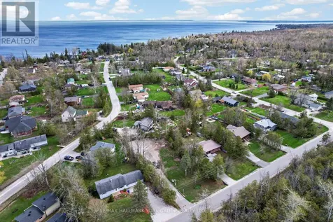 197 Kennedy Avenue Oro-medonte ON L0L 1T0
