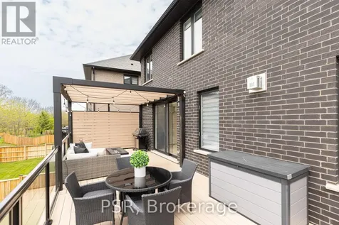 577 Doonwoods Crescent Kitchener ON N2P 0E5