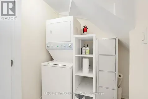 270 Espin Heights Ottawa ON K2J 0Y8