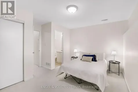 270 Espin Heights Ottawa ON K2J 0Y8