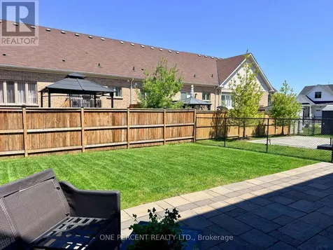 52 Bianca Crescent Wasaga Beach ON L9Z 0H6