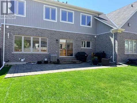 52 Bianca Crescent Wasaga Beach ON L9Z 0H6