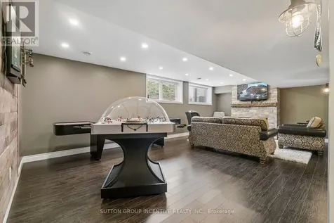 22 Thoroughbred Drive Oro-medonte ON L0K 1E0