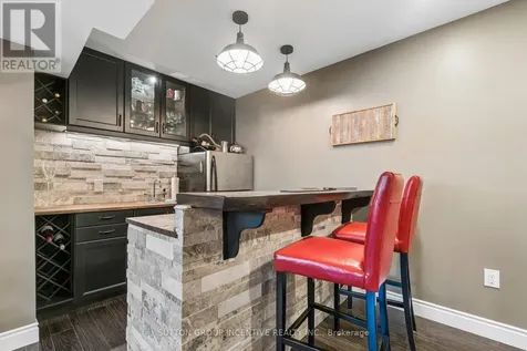 22 Thoroughbred Drive Oro-medonte ON L0K 1E0