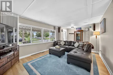 9 Locust Hill Court Innisfil ON L9S 1R7