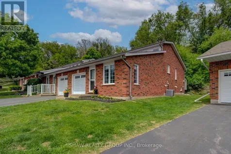 58D Harris Avenue Brantford ON N3R 2E9