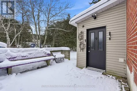 883 7th Avenue Hanover ON N4N 2K3