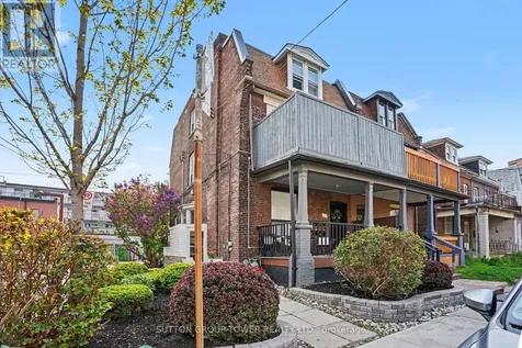 560 Indian Grove Toronto (junction Area) ON M6P 2J4