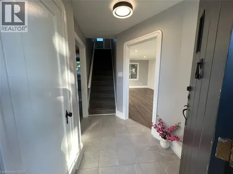 115 Highland Rd W Road Kitchener ON N2M 3B9