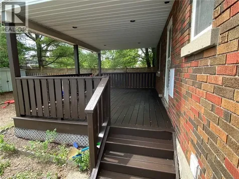 115 Highland Rd W Road Kitchener ON N2M 3B9