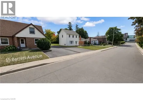 15 Barrett Avenue Cambridge ON N1R 3A1
