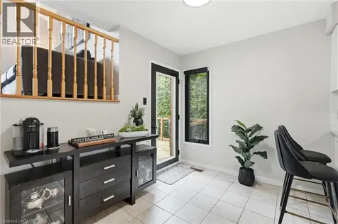 6 Woodcroft Crescent Waterdown ON L8B 0H1