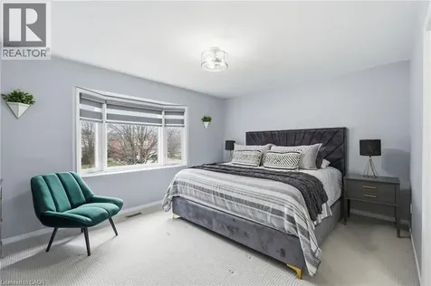 6 Woodcroft Crescent Waterdown ON L8B 0H1