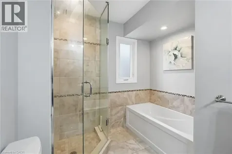 6 Woodcroft Crescent Waterdown ON L8B 0H1