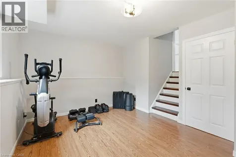 6 Woodcroft Crescent Waterdown ON L8B 0H1
