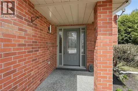 6 Woodcroft Crescent Waterdown ON L8B 0H1