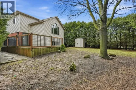 6 Woodcroft Crescent Waterdown ON L8B 0H1